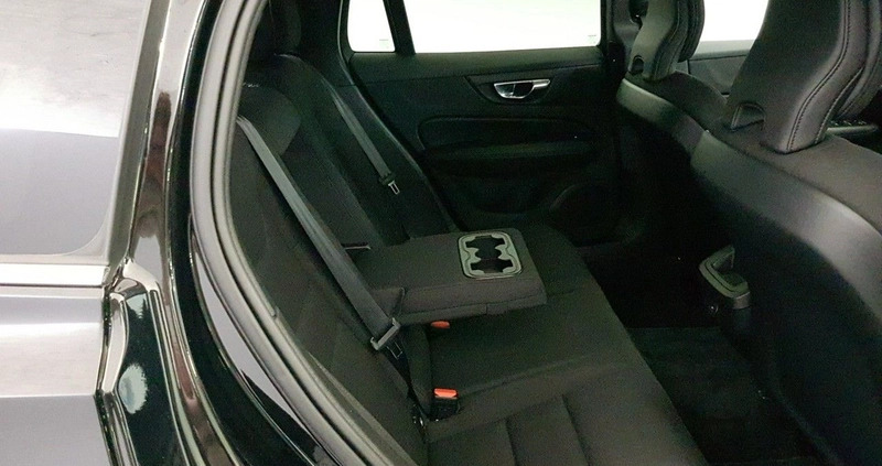 Volvo V60 cena 139900 przebieg: 42000, rok produkcji 2021 z Kolbuszowa małe 466